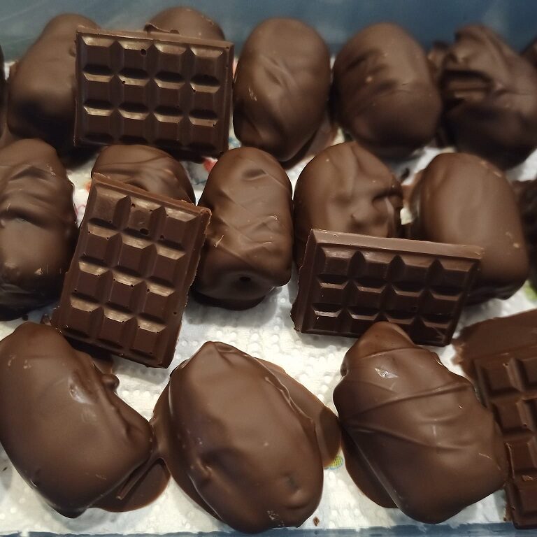 date candy