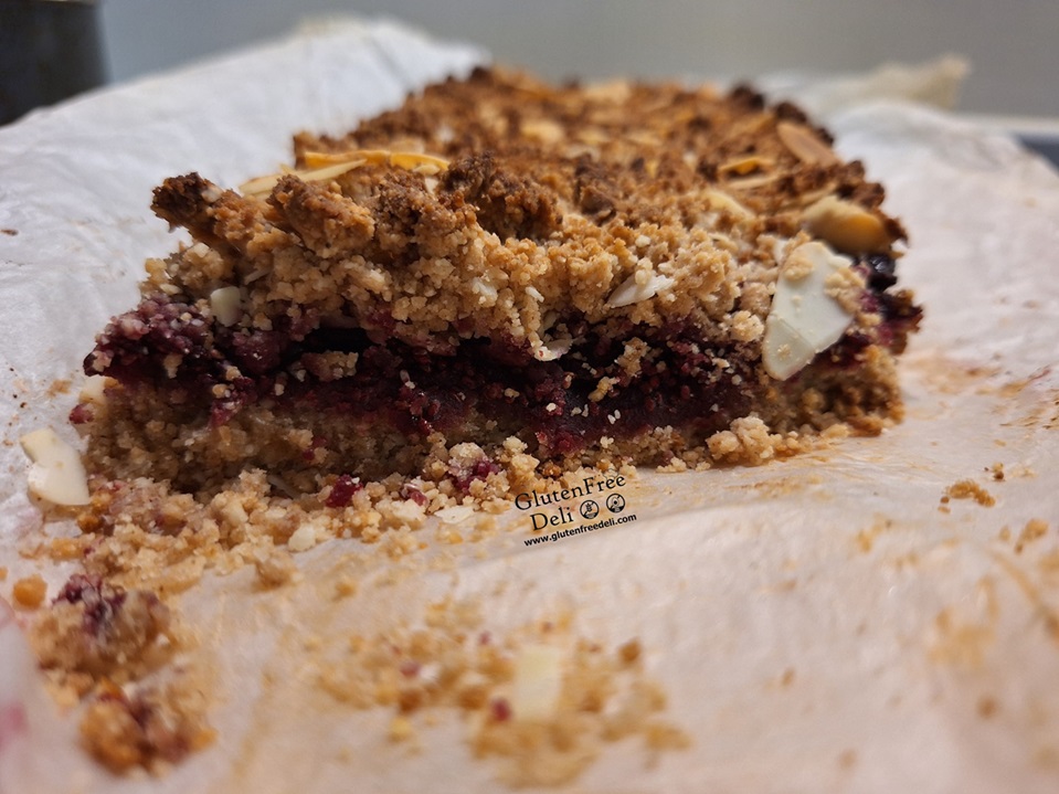 sour cherry crumble gluten free крамбъл с вишни без глутен